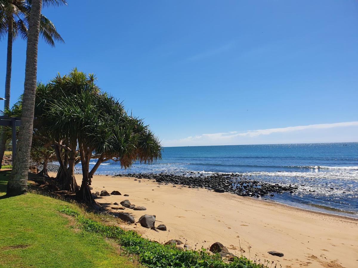 Koola Beach Apartments Bargara Bagian luar foto