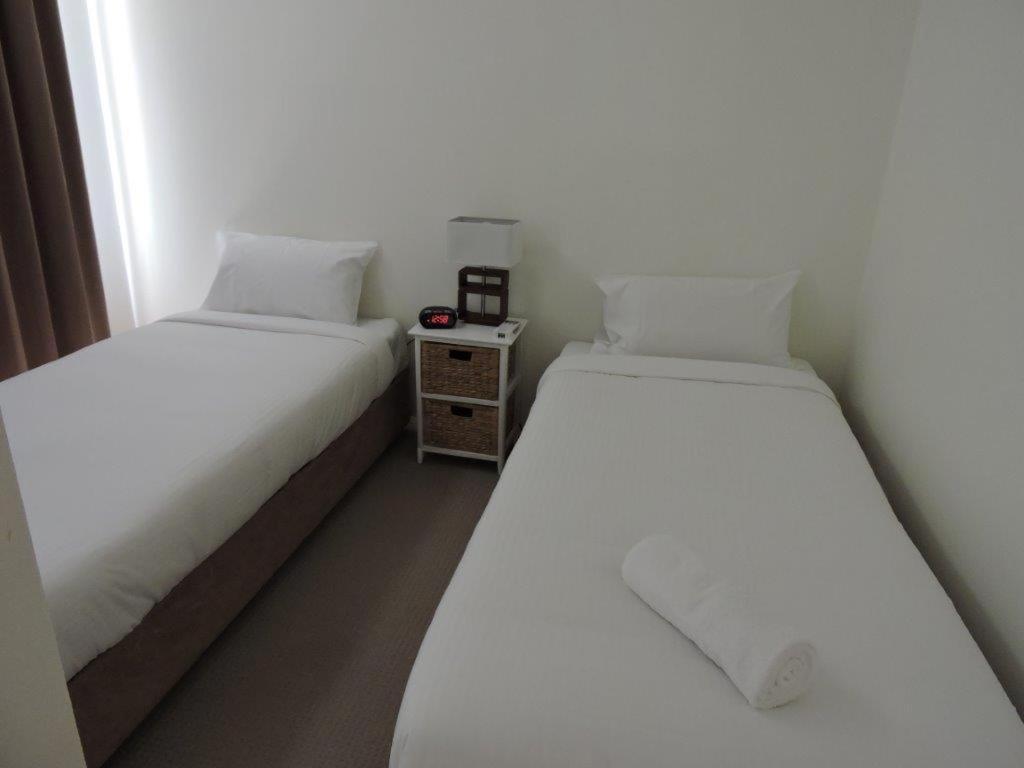 Koola Beach Apartments Bargara Bagian luar foto