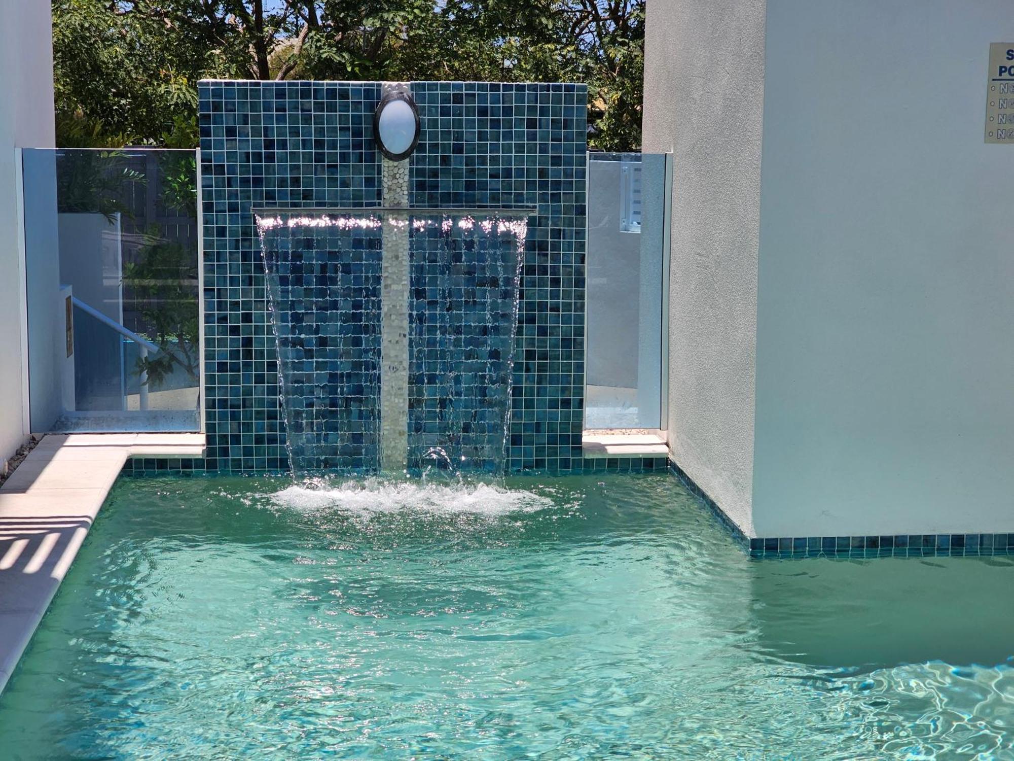 Koola Beach Apartments Bargara Bagian luar foto
