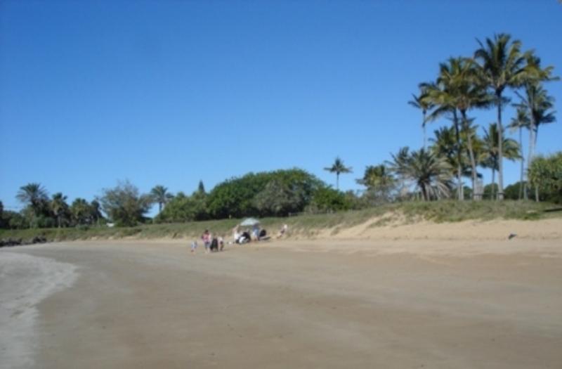 Koola Beach Apartments Bargara Bagian luar foto