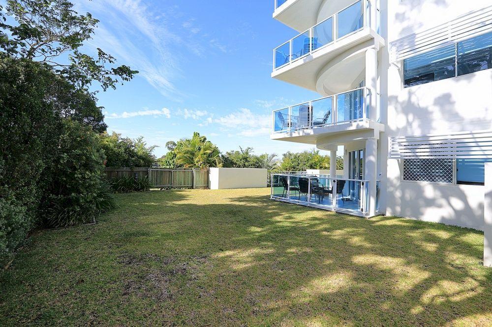 Koola Beach Apartments Bargara Bagian luar foto