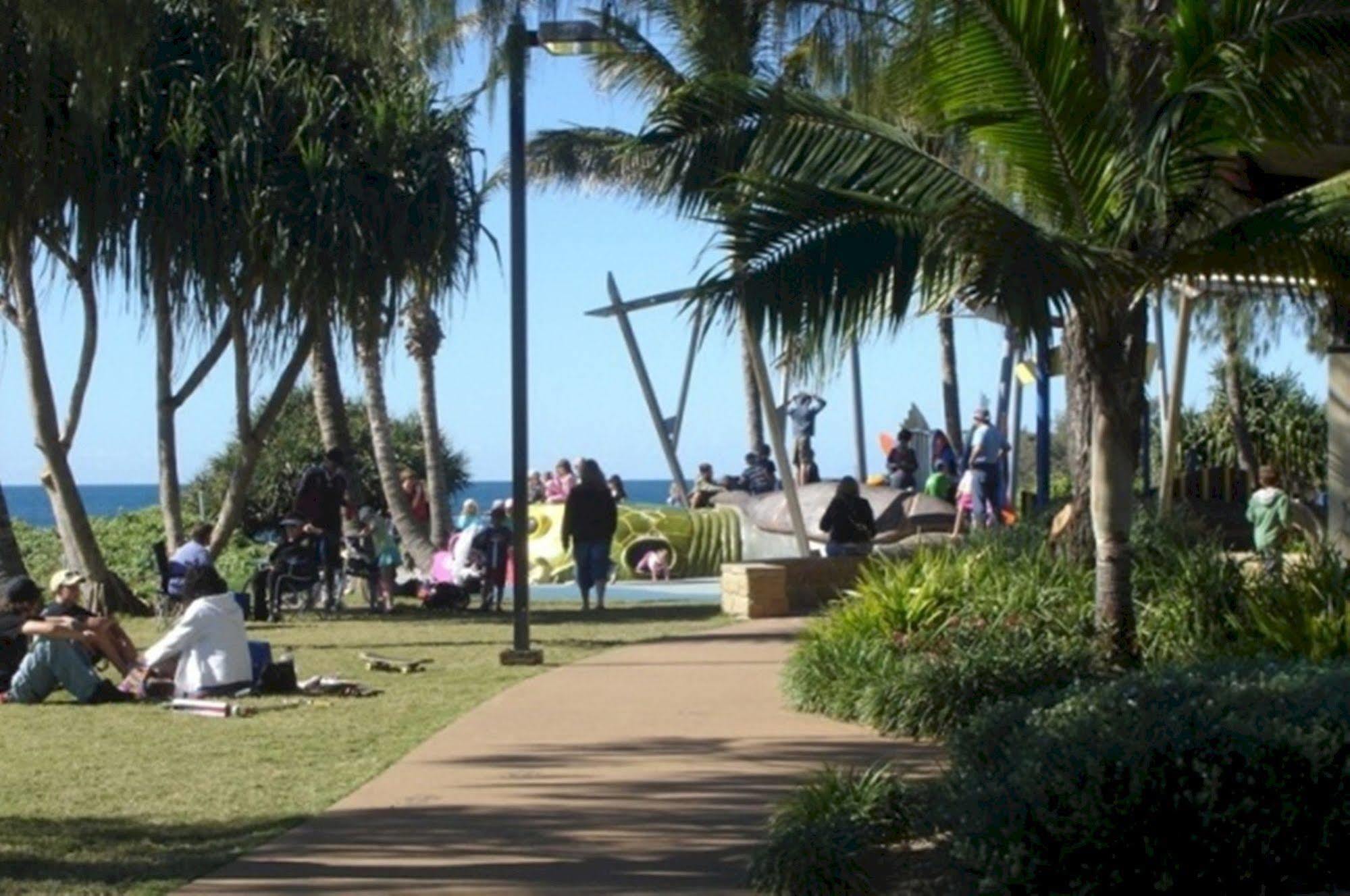 Koola Beach Apartments Bargara Bagian luar foto