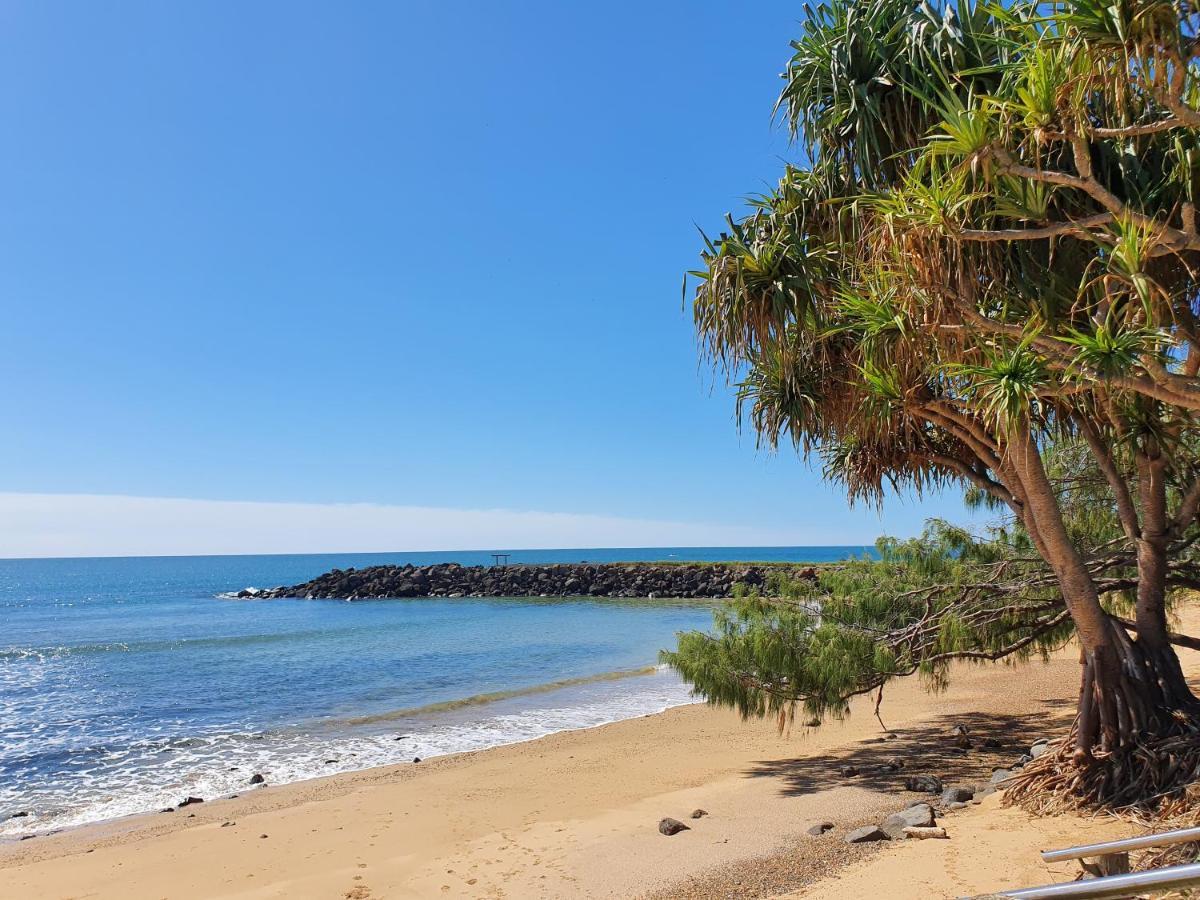 Koola Beach Apartments Bargara Bagian luar foto
